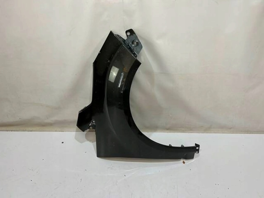 Купить Ford focus c-max новый model правый  крыло  перед