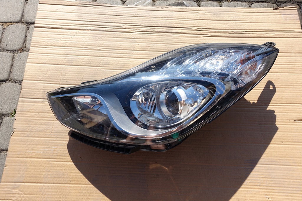 фото №1, Hyundai ix20 лампа передняя левая линза