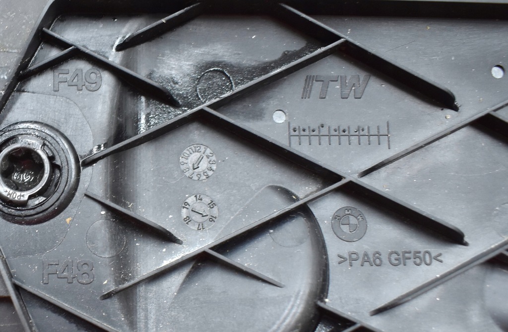 фото №4, Bmw x1 f48 кришка заливної пального