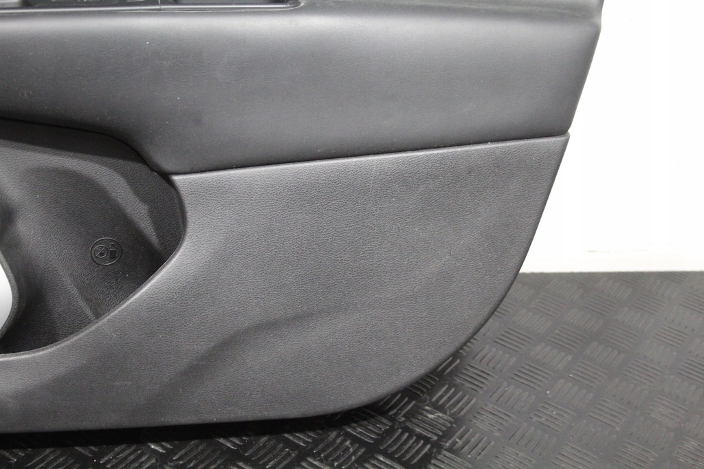 фото №3, Обивка обшивка дверь правый перед jeep renegade