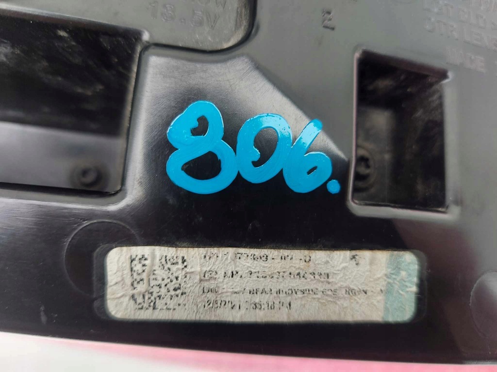 Tesla model 3 лампа левая задний  задняя led европа Недорого