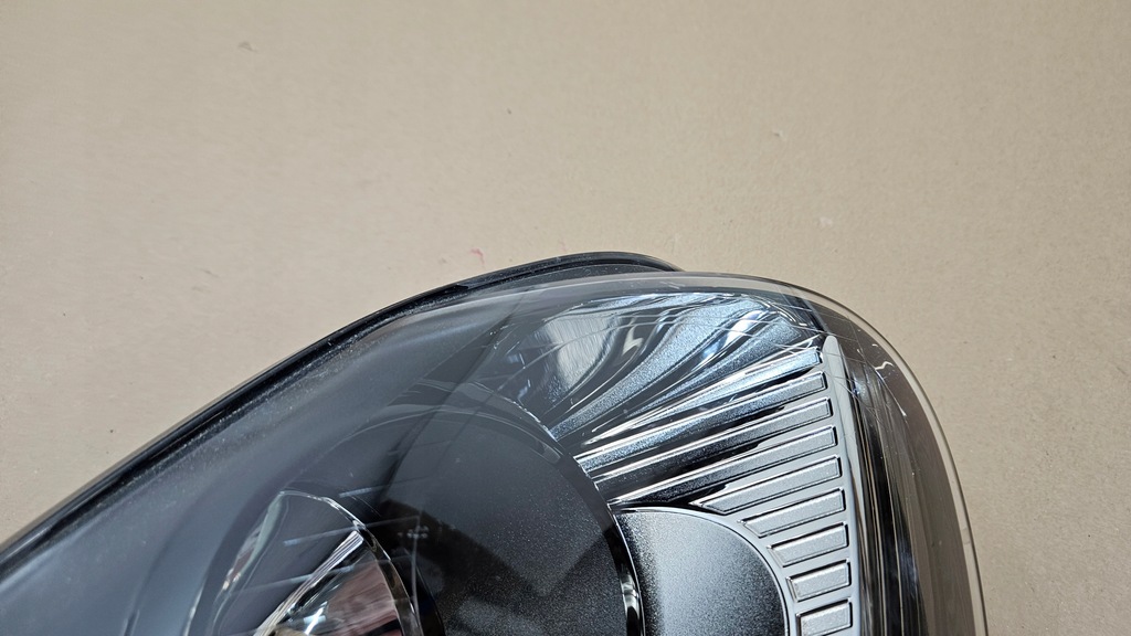 фото №6, Лампа перед правая vw golf v тонированная 1k6941006t