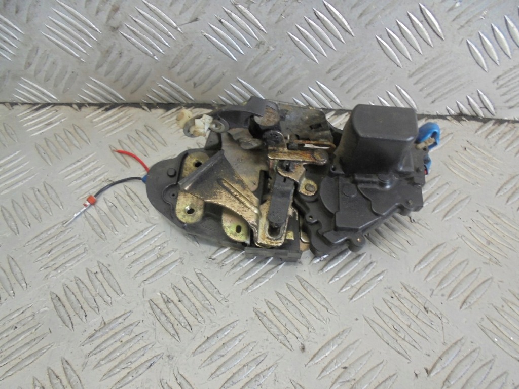 фото №1, Замок двері правий задня kia carens europa