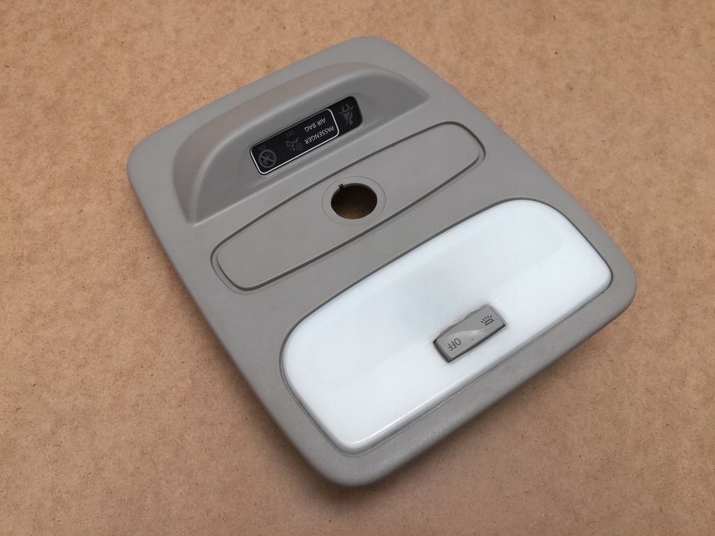 фото №1, Renault clio iv лампа освещение потолочный