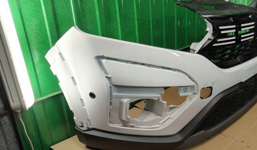 Бампер передний renault dacia duster 620225102r с Разборки