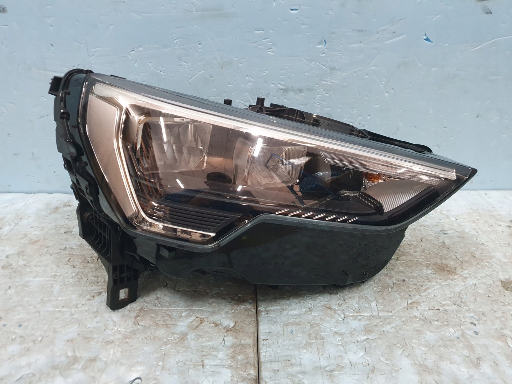 Купити Фара audi q3 2 83a full led правий перед