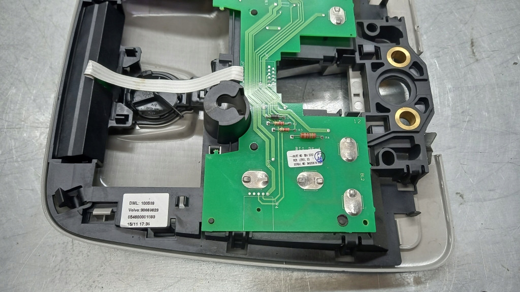 фото №8, Освещение кабины volvo v70 ii lift 05r 30669623