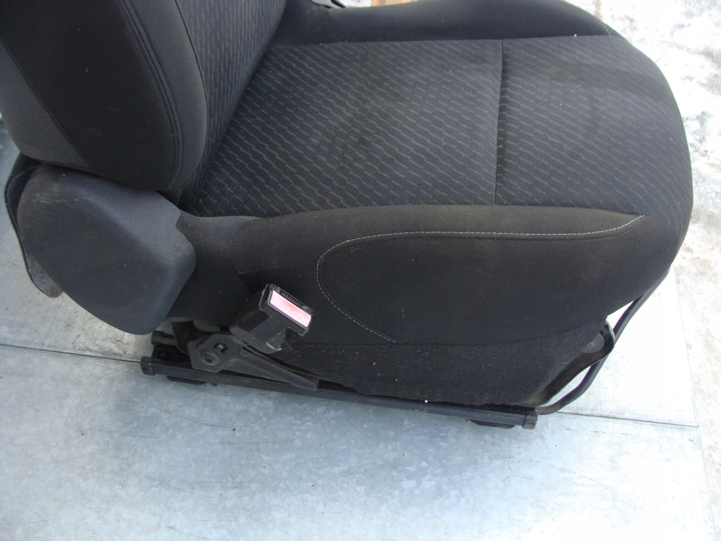 фото №9, Сидіння лівий перед передній водія citroen c3 picasso