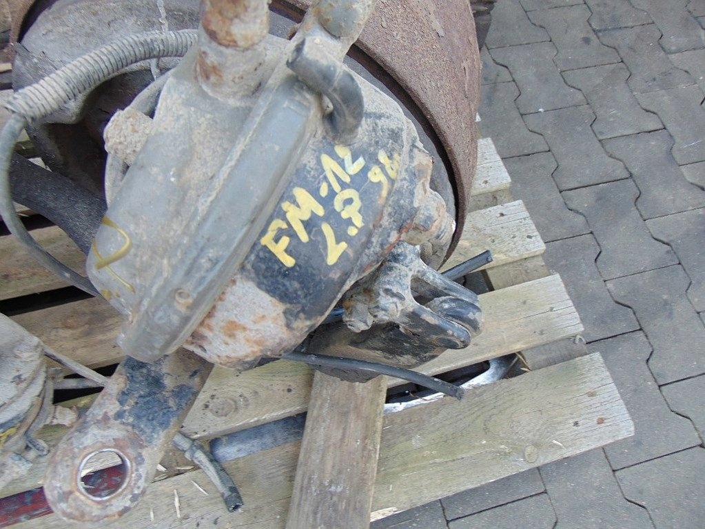 фото №6, Volvo fm12 fh 98r поворотний кулак лівий перед барабан