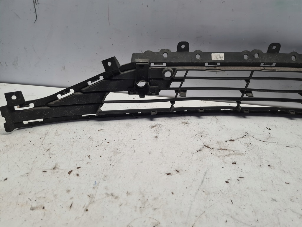 фото №6, Opel astra k 5 середня решітка бампера перед na датчики pdc 13439798