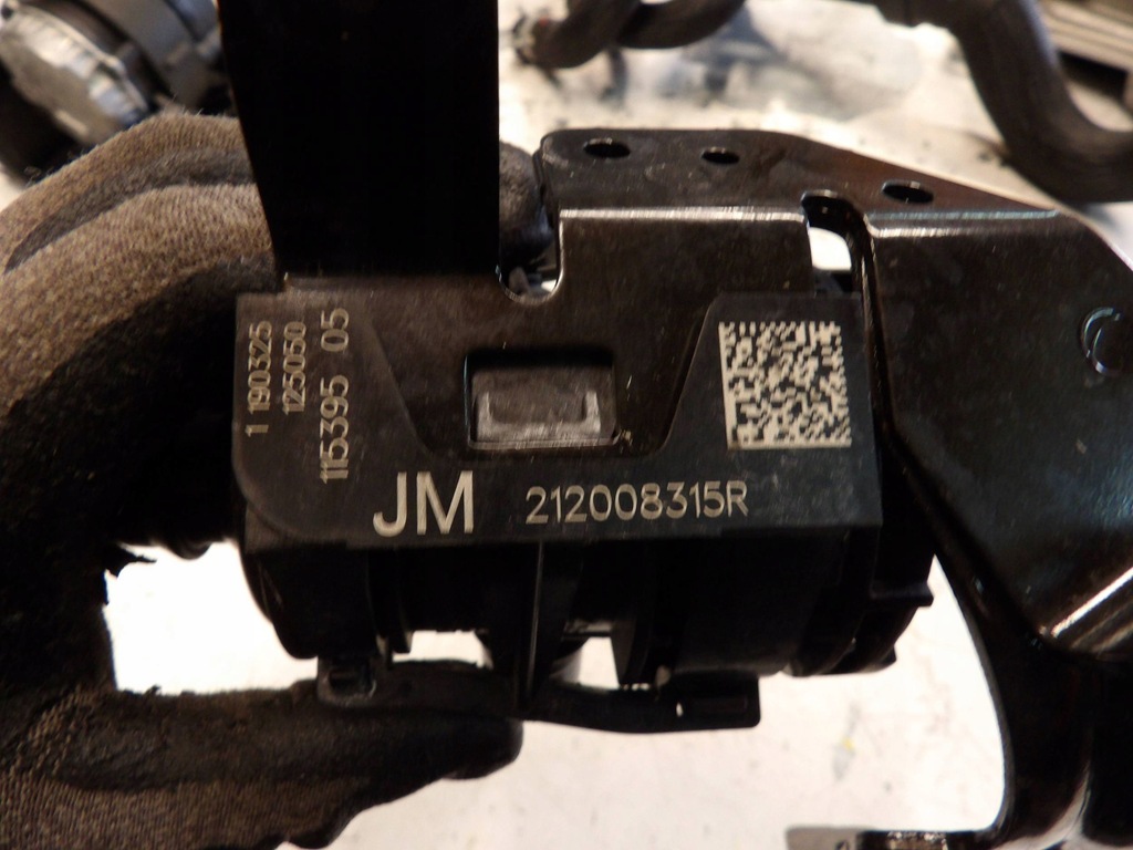 фото №2, Корпус термостата 212008315r renault оригінальний номер