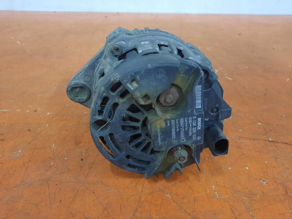 Smart fortwo 1 0.8cdi 00-07 генератор 0124225020 r6600100305 Оригинал