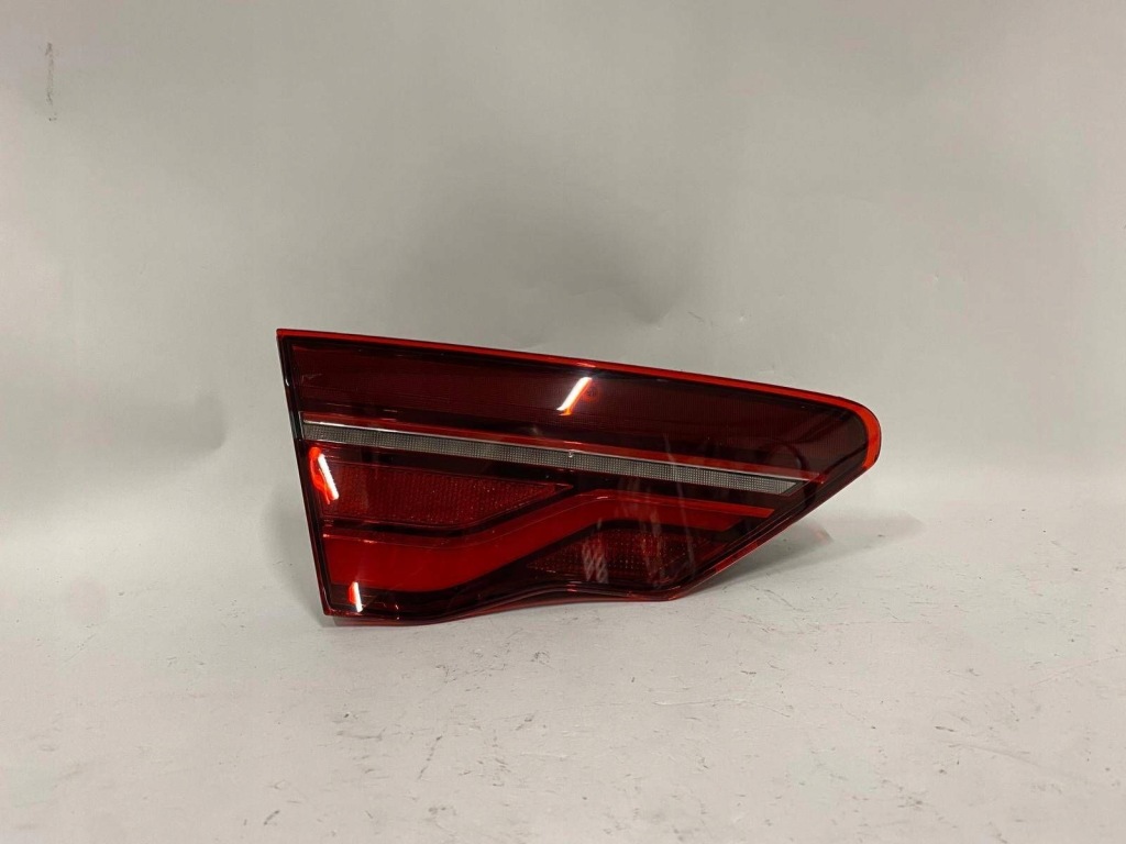 Купити Jaguar xe x760 рестайлінг  19- фара задня ліва внутрішня led європа