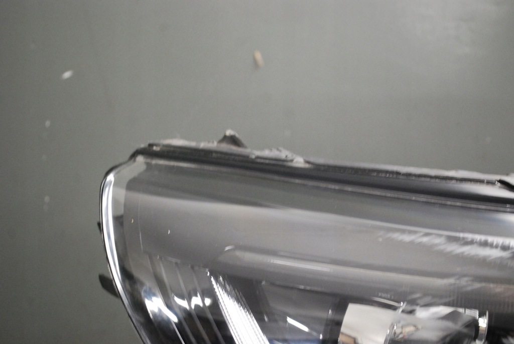 фото №2, Лампа led правый перед renault megane iv 90060925