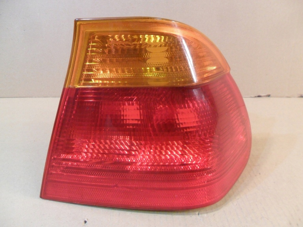 фото №1, Bmw 3 e46 sedan лампа правая задняя задняя 8364922