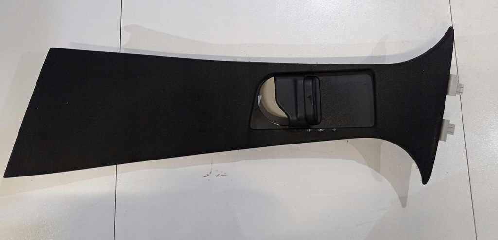 фото №1, Mercedes c w205 защита стойка обшивка левая