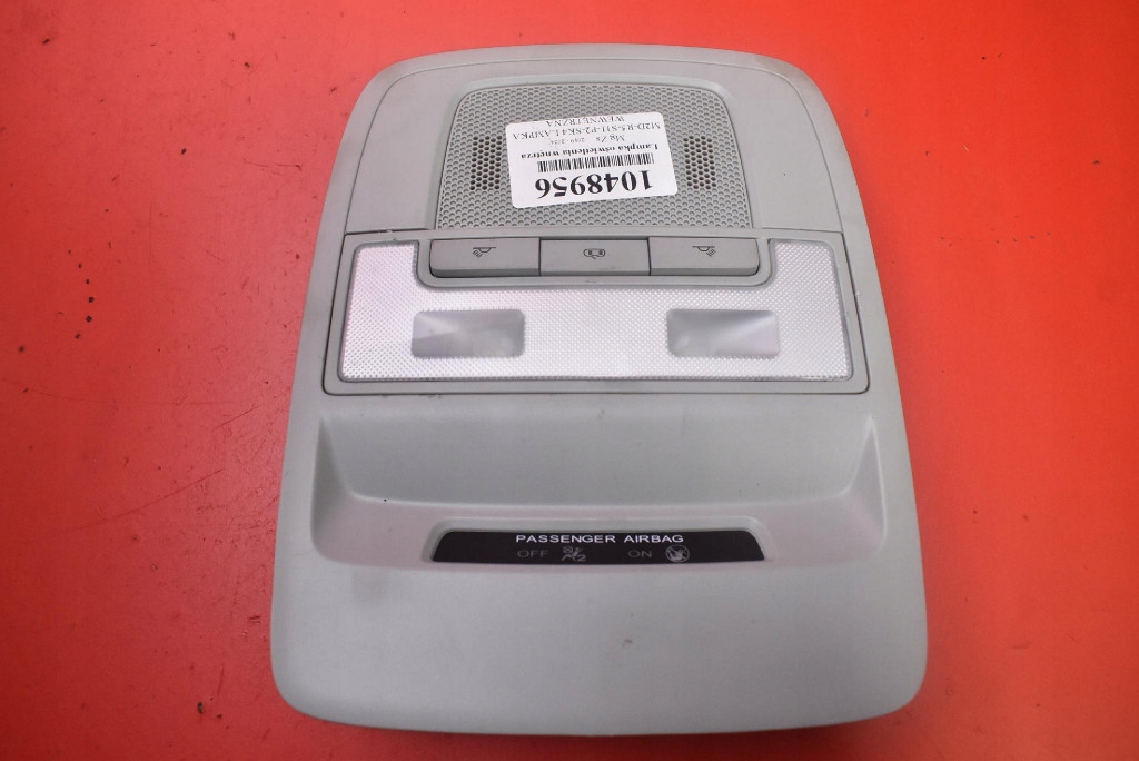 фото №1, Лампа освітлення салону перед 10885724 mg zs 2 ii lift 19-24