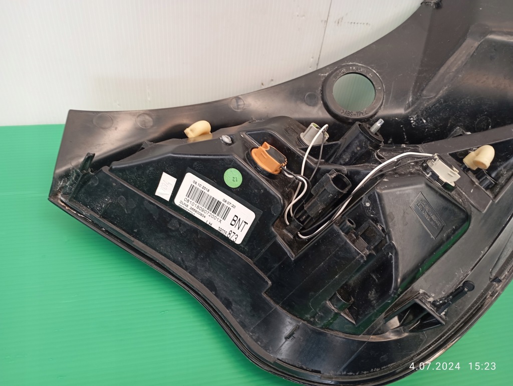 Купить Лампа задняя левая opel adam 12-19 39025873