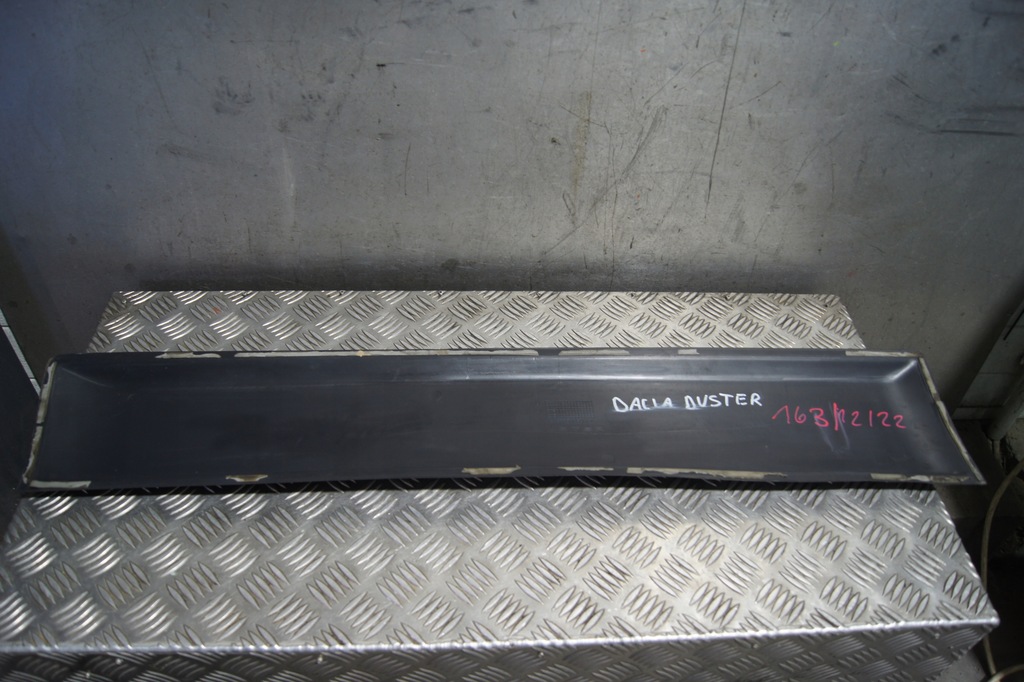 фото №11, Dacia оригинальный номер 808725725r/j молдинг дверь