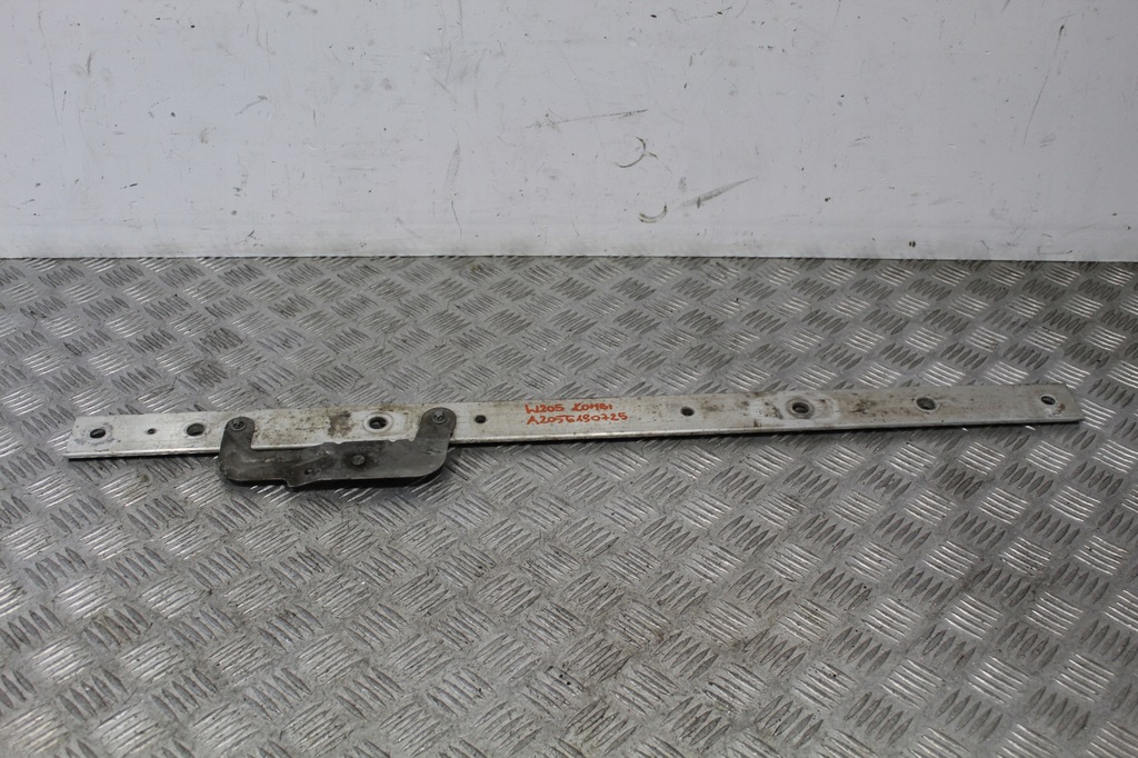 фото №1, Балка кронштейн c-klasa w205 a2056190725