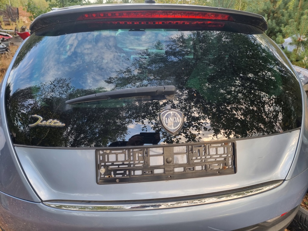 фото №1, Крышка багажника задняя стекло lancia delta iii комплектная vr.445