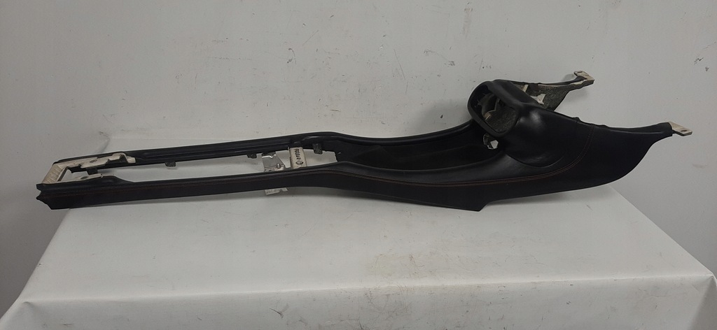 фото №7, Тунель середній шкіра ferrari california 12r.