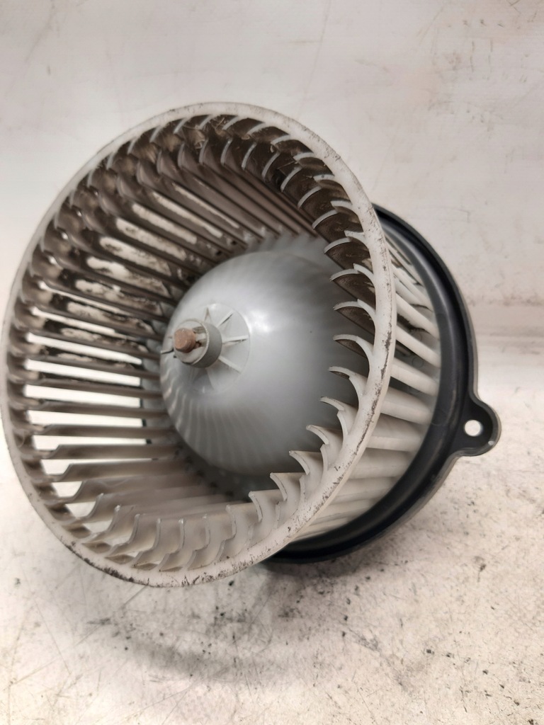 фото №7, Воздуходувка вентилятор обдув задняя kia carnival i 1