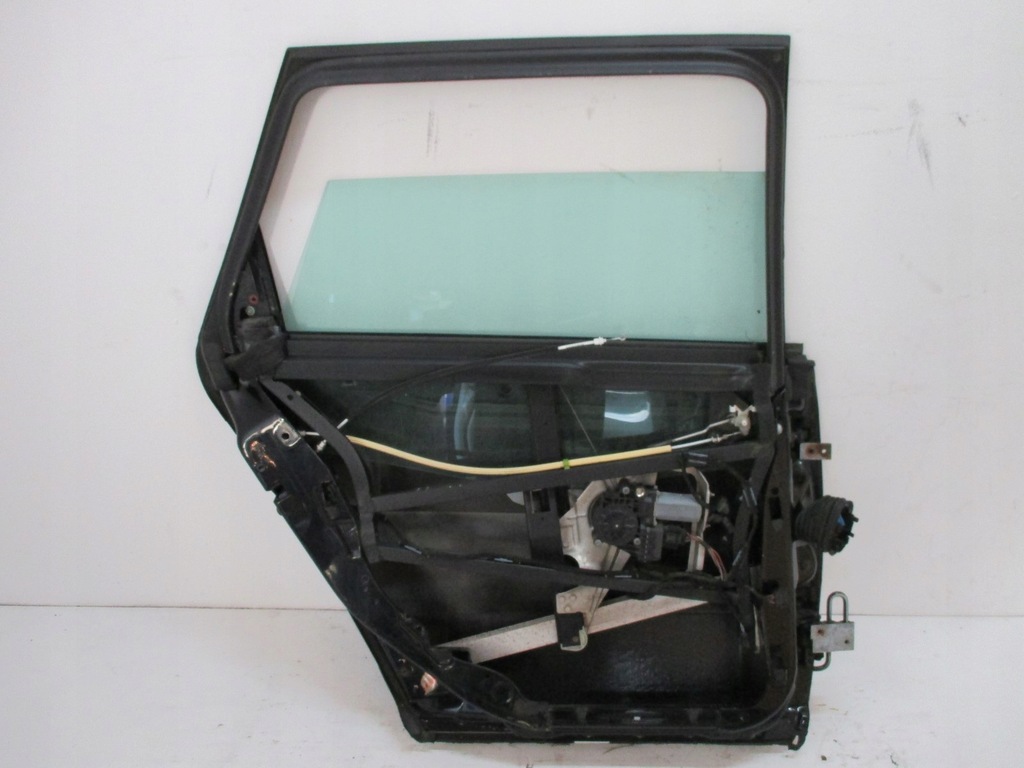 фото №7, Двері ліва задні audi a6 4b9 allroad 01r