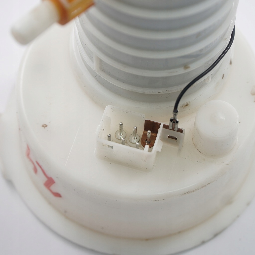 фото №10, Bmw z4 e85 e86 e89 бензин насос топлива 7165328