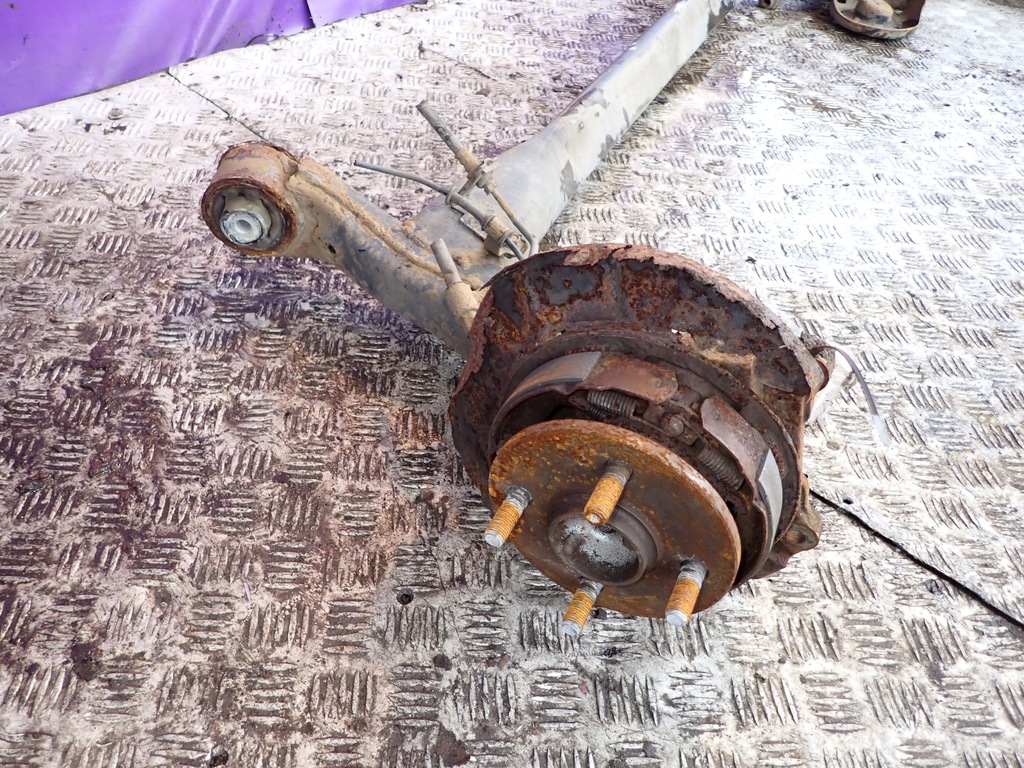 фото №4, Hyundai i20 i 08- 5d oś задняя балка подвеска задняя abs