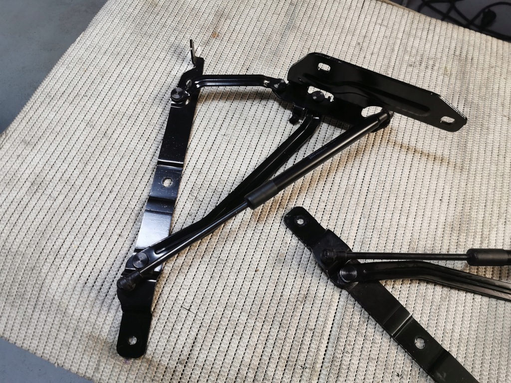 фото №6, Петли крышки задний jaguar f-type cabrio