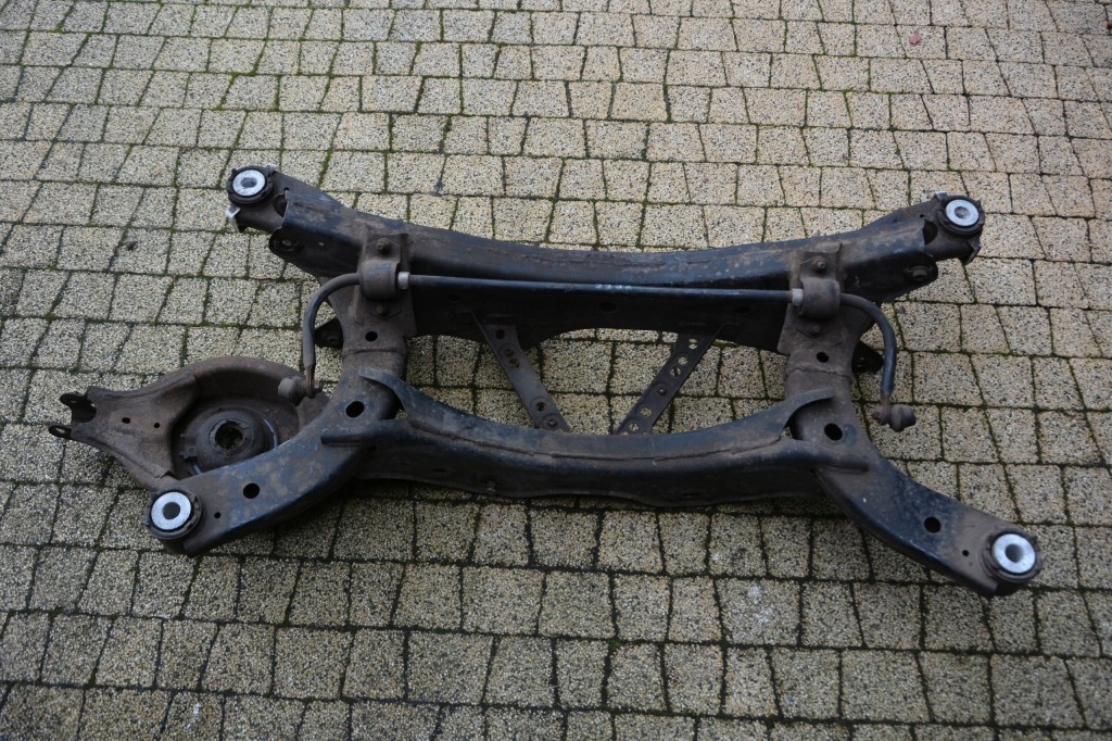 фото №1, Подрамник задние задняя подрамник mazda 6 gj 2,2d kombi