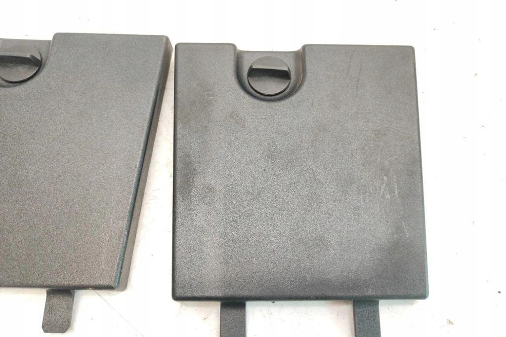 фото №6, Контакты задний лампы audi a8 d2 4d2, 4d8 4d0863508b 3.3l дизель 2002