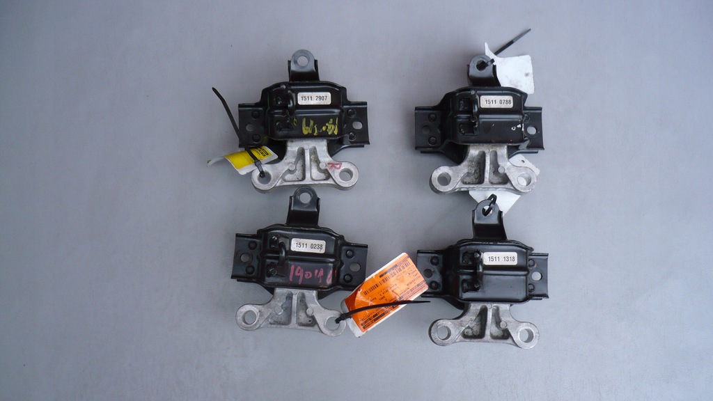 фото №1, Подушка кронштейн opel karl 1,0 2018r