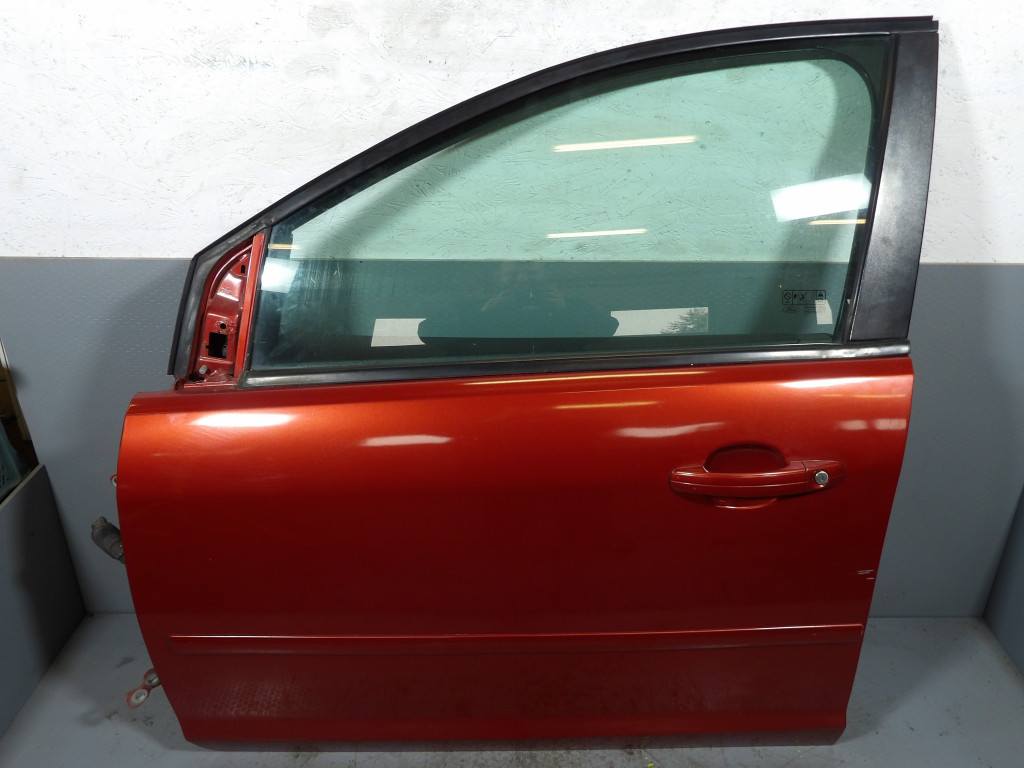 фото №1, Ford focus mk2 дверь перед левая a4