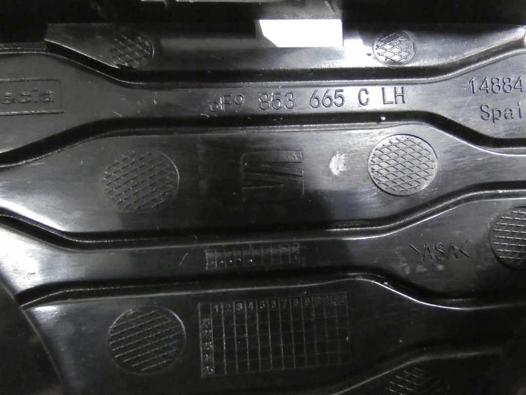 фото №13, Заглушка решётка бампера перед seat arona 2018-