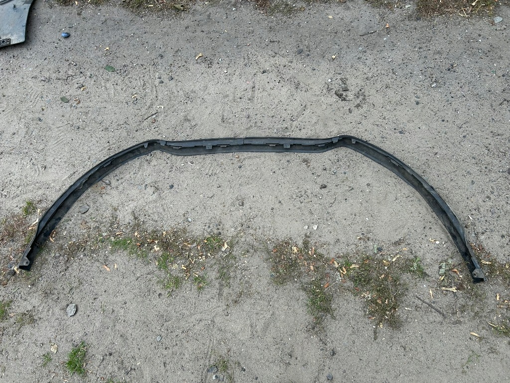 фото №1, Накладка спойлер бампера перед renault scenic iii 960157533r