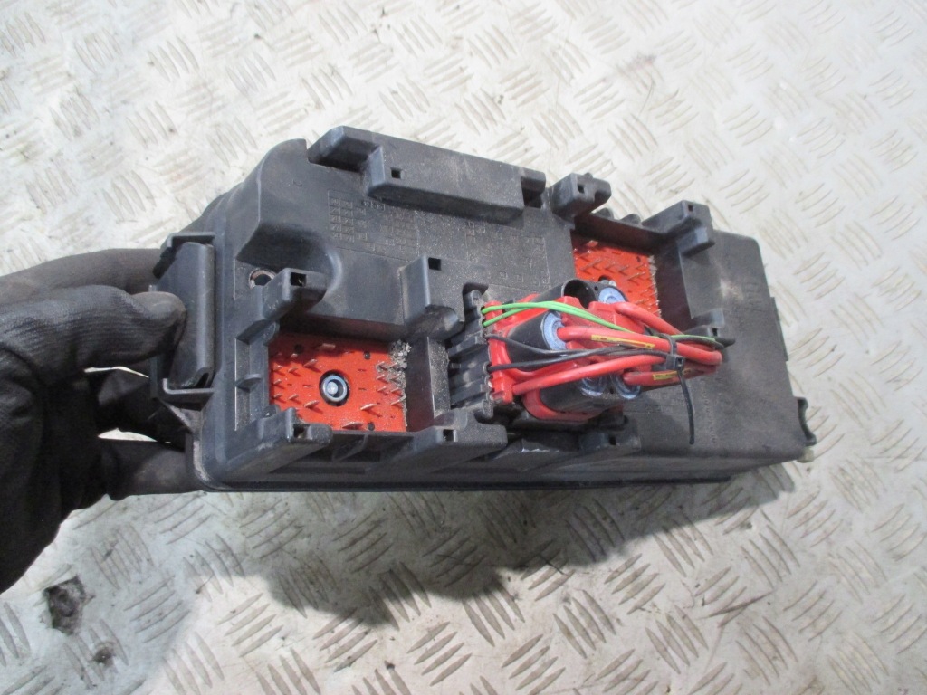 фото №4, Коробка предохранителей модуль opel vectra c 13198102