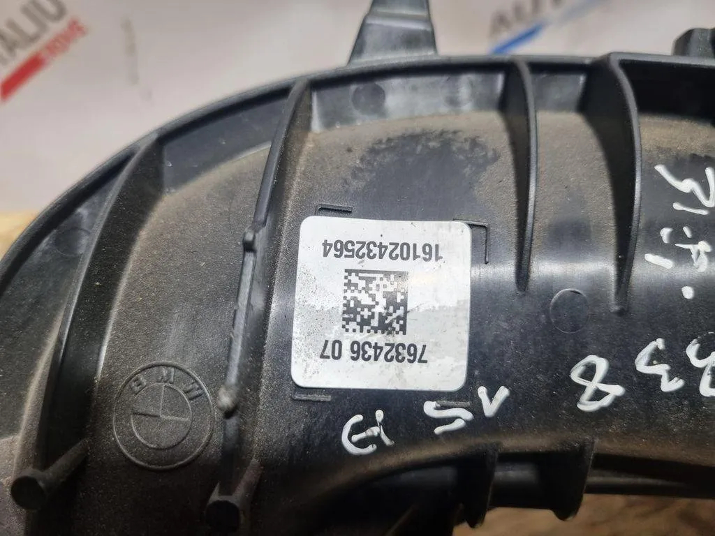 Коллектор впускной  bmw 1 f20 7638457 1.5l бензиновый 2017 Цена