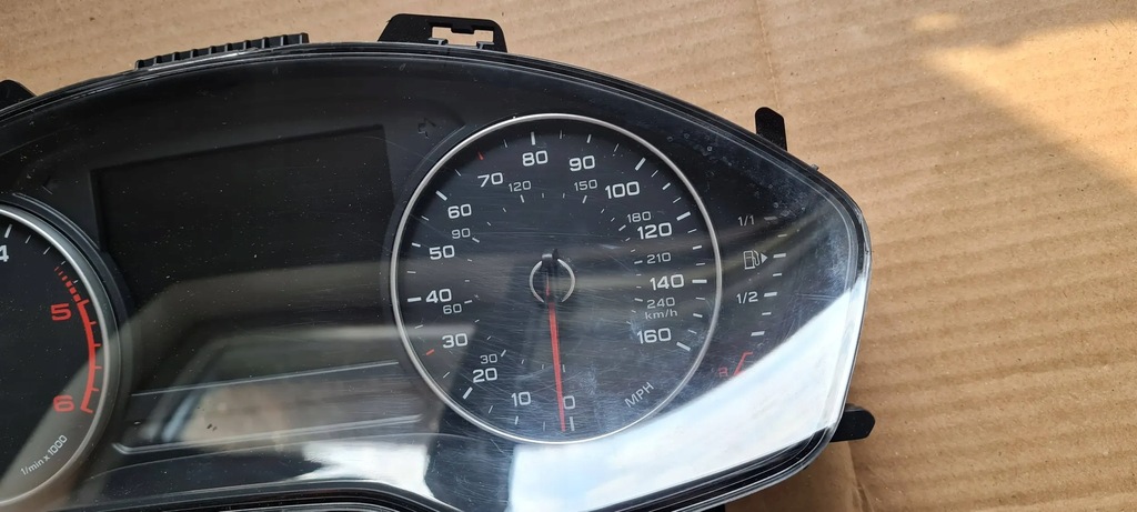 фото №12, A4 b9 8w счетчик приборная панель приборы 2.0 tdi 8w5920941a anglik