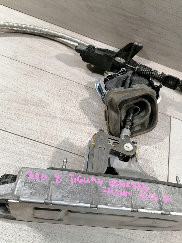 фото №11, Tiguan домкрат перемикання передач 5n0711049