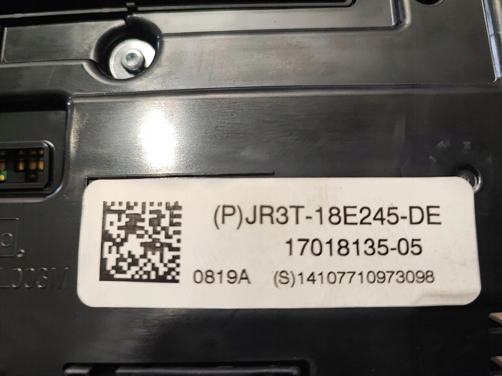 фото №2, Ford mustang vi 2017 панель / радиопроигрыватель cd/dvd/gps