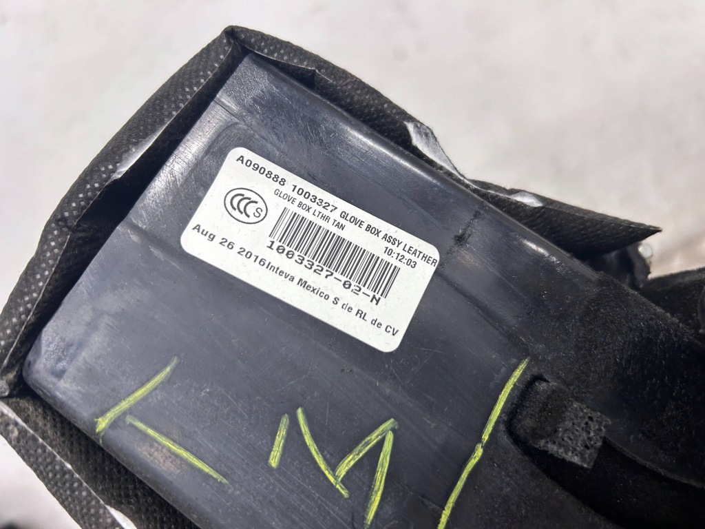 Бардачок панели kompletny tesla model x 100332702n Доставка