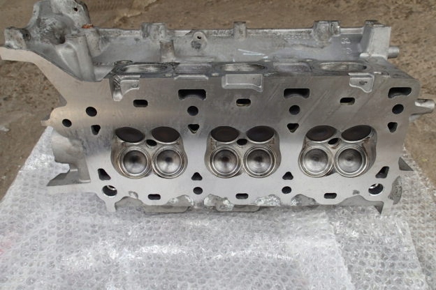фото №7, Головка ліва mazda tribute ford maverick mondeo 3.0 v6