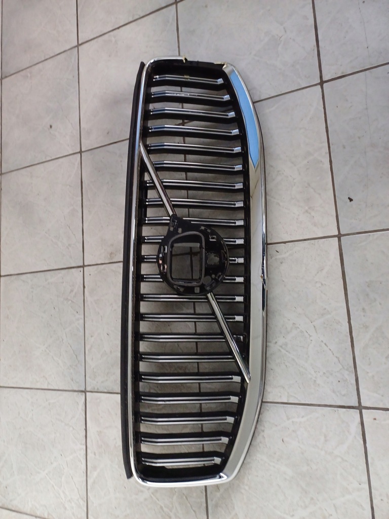фото №1, Решётка радиатора volvo xc60 2021- lift