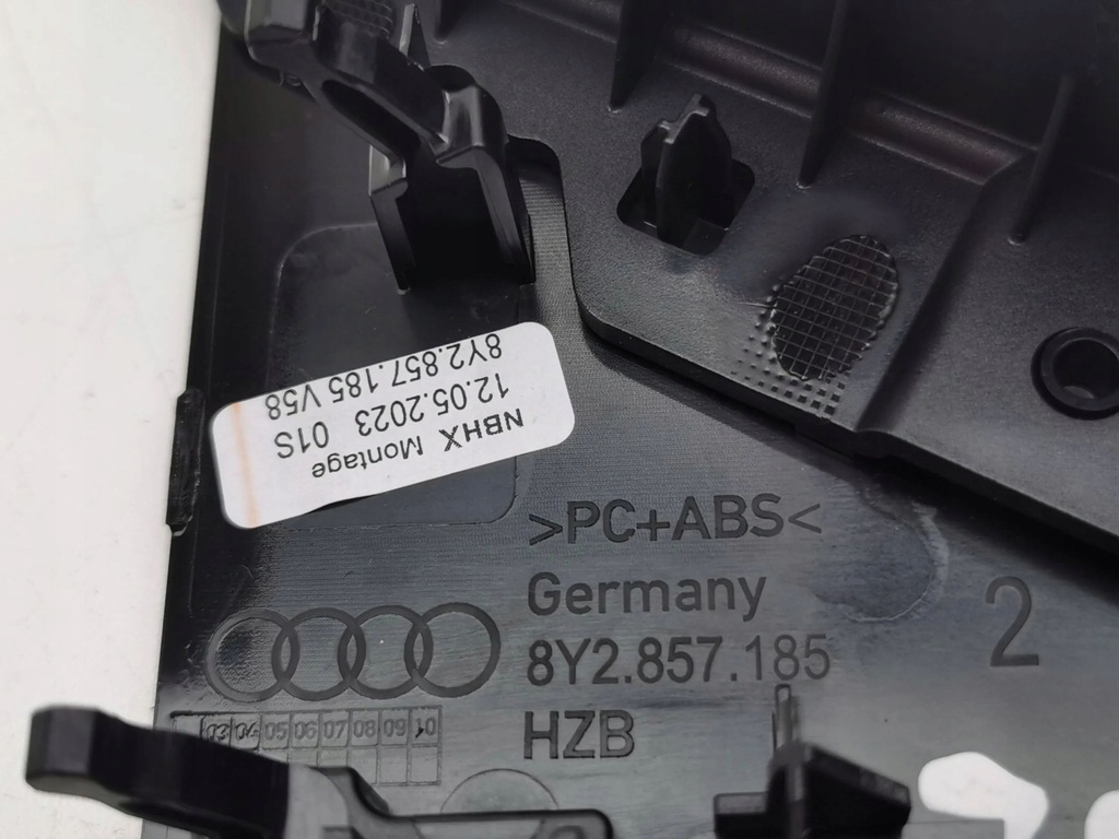 фото №5, Audi a3 8y 2023 рамка бардачка панели приборной панели