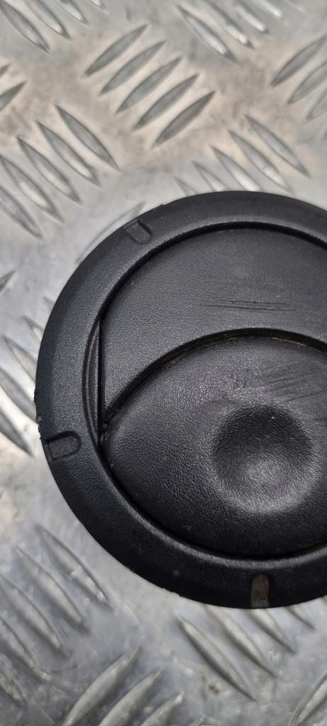 фото №3, Dacia renault решётка обдув 8200212480p