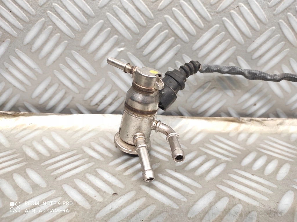 фото №2, Форсунка adblue renault trafic iii 2.0 dci 208997976