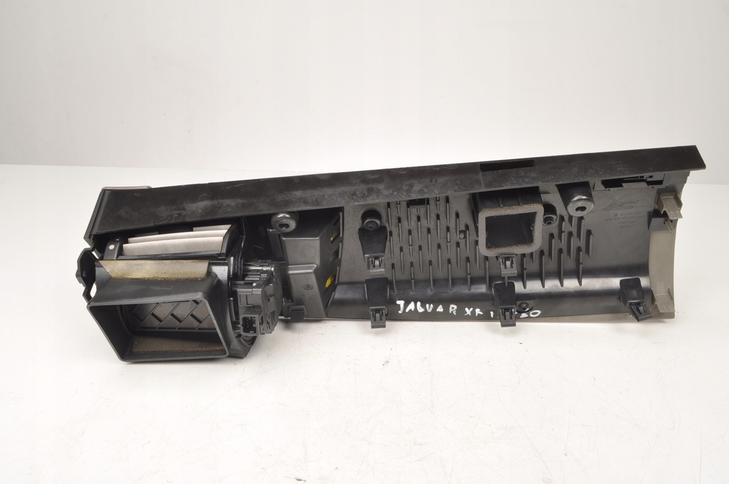 фото №7, Jaguar xf молдинг внутренняя dekor 8x23-043c26