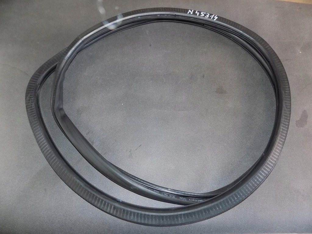 фото №1, Vw phaeton прокладка дверь 3d4867366m